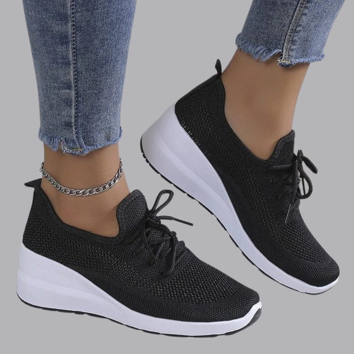 Women’s Lightweight Mesh Trainers Lace Up Walking Shoes